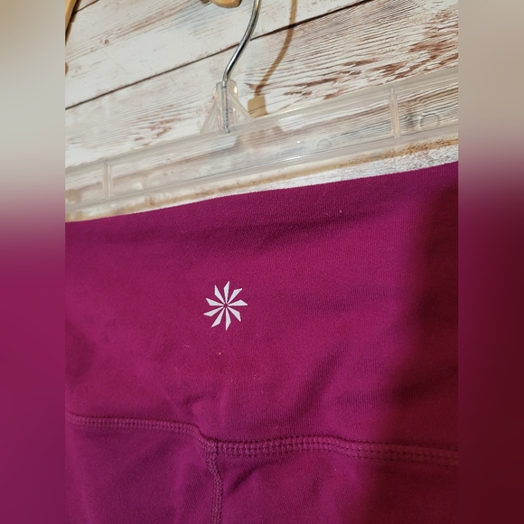 Athleta Women's Purple High-Waisted Leggings XS 3/4 Length Yoga Active - Picture 5 of 6